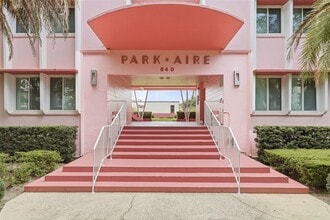 Building Photo - 640 N Park Ave