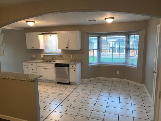 Building Photo - 8215 Coastway Ln