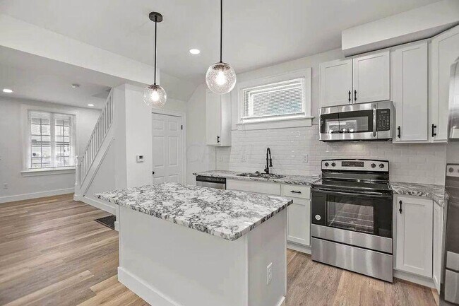 Foto del edificio - 852 Oakwood Ave