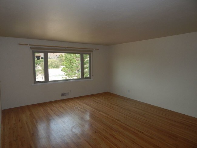 Foto del edificio - 227 Spruce St