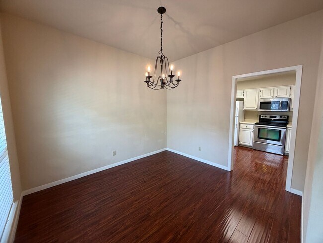 Foto del edificio - 829 W Bitters Rd