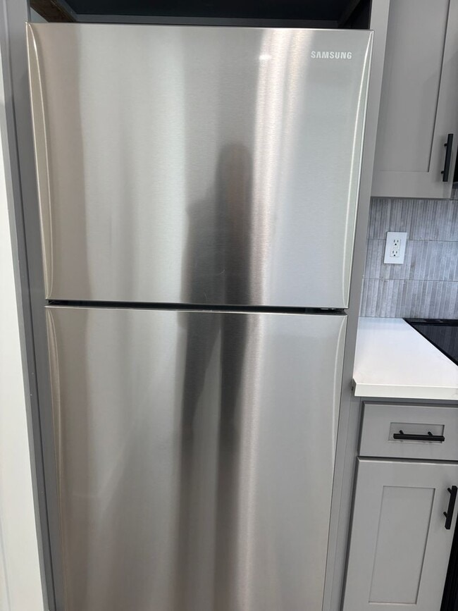 Foto del edificio - 1219-1223 S Lake St