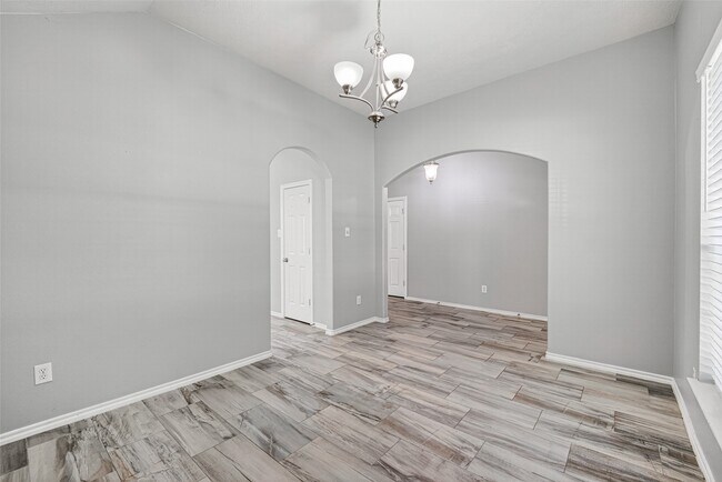 Foto del edificio - 12015 Cottage Elm Ct