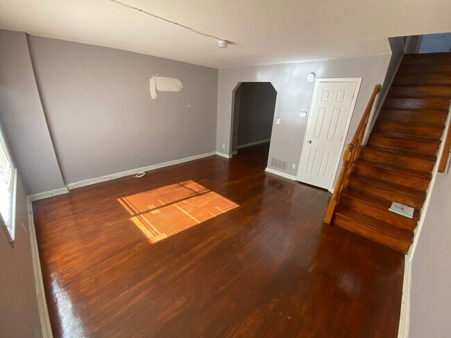 Building Photo - 3 bedroom 1 Bathroom Home in Baltimore