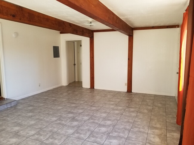 Building Photo - Triplex Unit Coming Soon