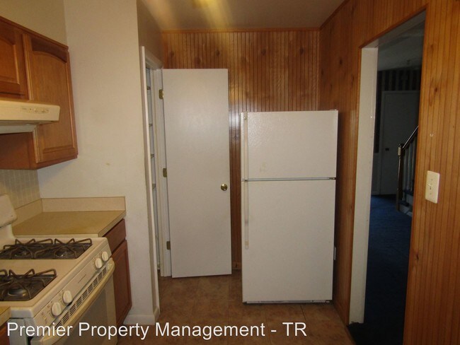 Building Photo - 4823 Williston St