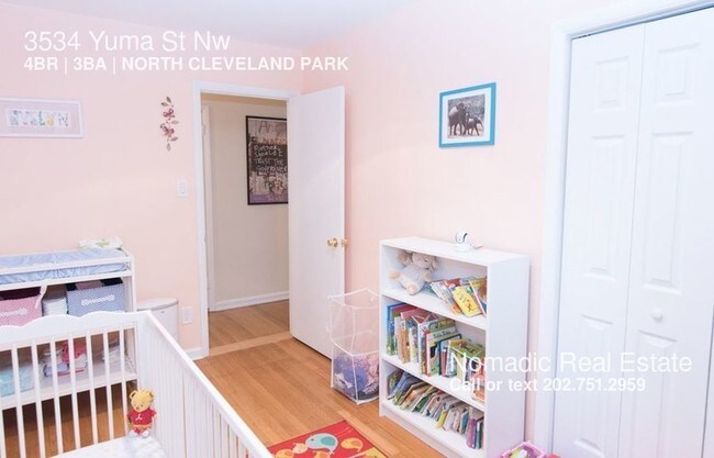 Foto del edificio - 3534 Yuma St NW