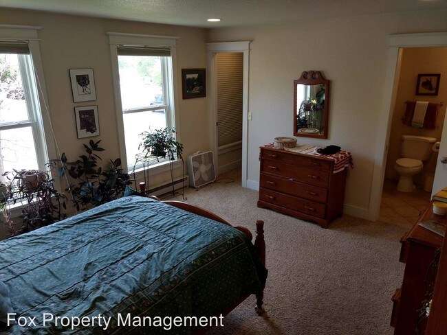 Foto del edificio - 4 br, 2 bath House - 1495 N. Franklin Court