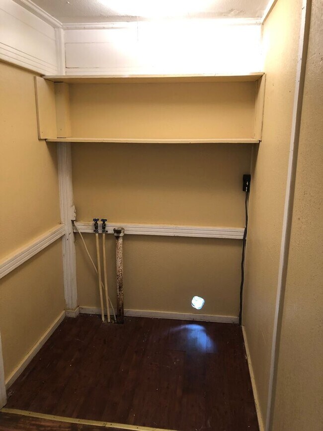 Foto del edificio - 5608 Kent Ave