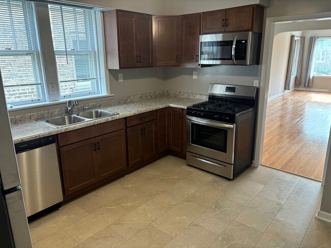 Foto del edificio - 5537 N Luna Ave