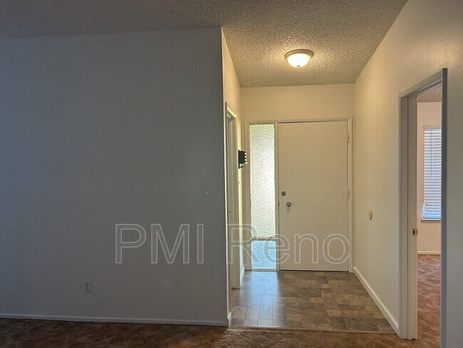 Foto del edificio - 933 Glen Meadow Dr