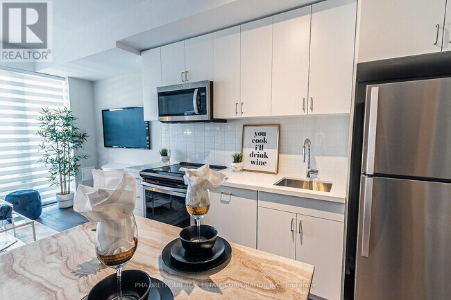 Photo du bâtiment - 2799 Kingston Rd