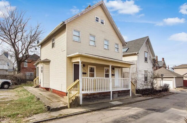 Building Photo - 203 S 22nd St