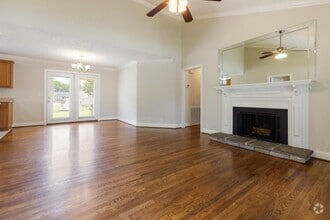 Building Photo - 975 Beech Bend Dr