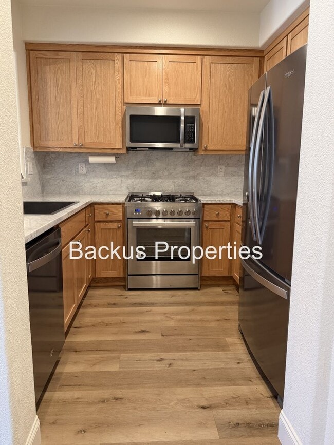 Building Photo - Beautiful 3 bedroom home in Greenfield