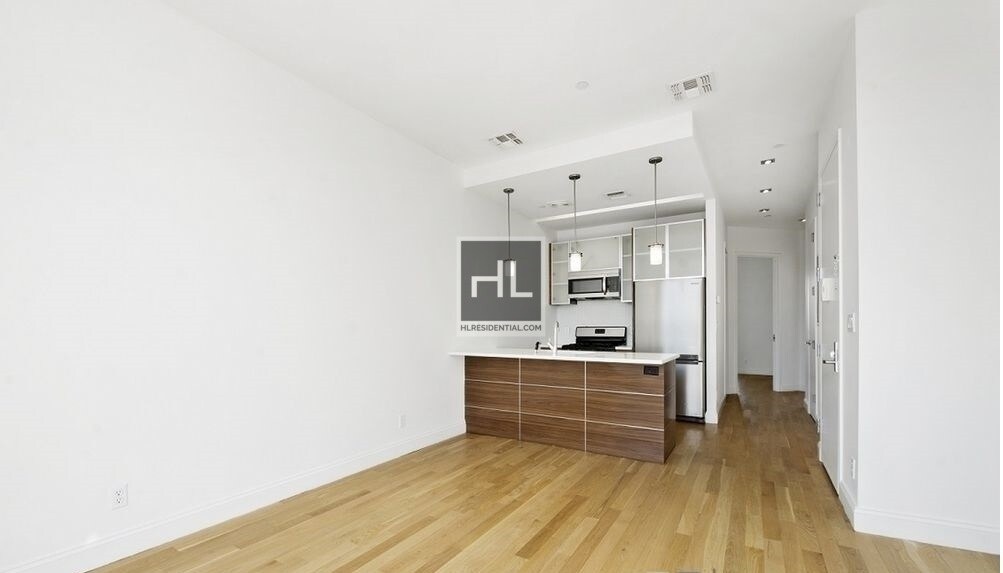 Building Photo - 2 bed, Marcy Avenue
