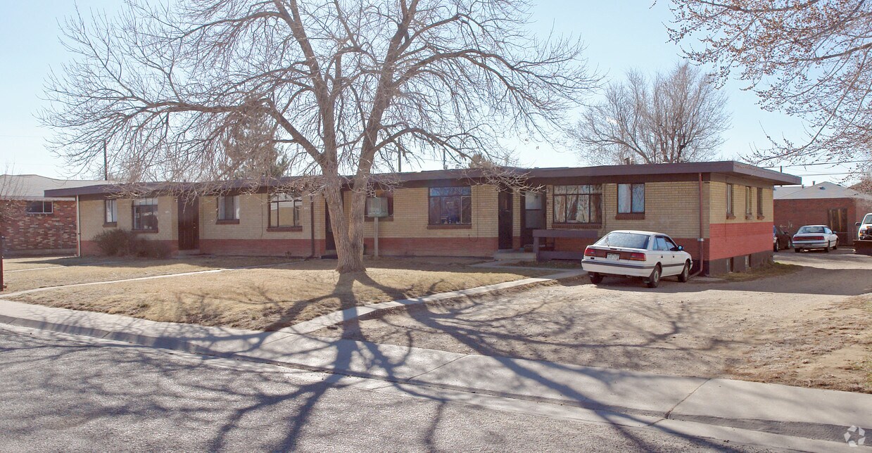 60716085 Pontiac St, Commerce City, CO 80022 Apartments in Commerce City, CO