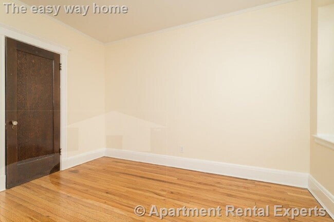 Foto del edificio - 123 Highland Ave