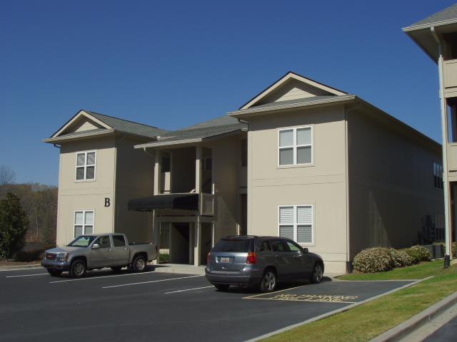 Primary Photo - 385 Ballard Ln