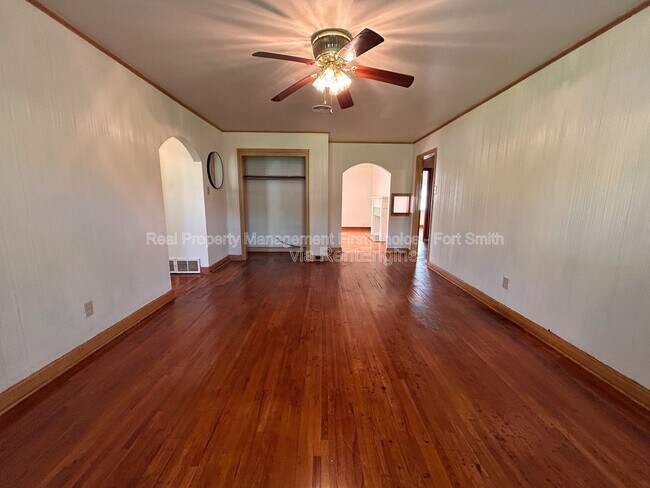 Foto del edificio - 1306 S 41st St