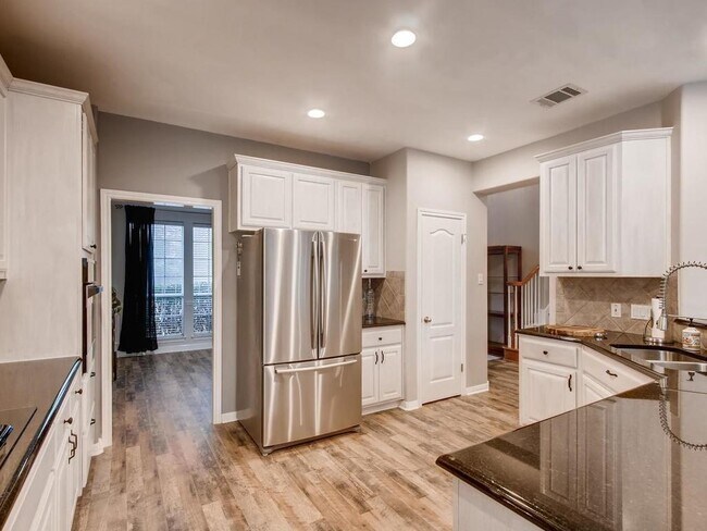 Building Photo - 9409 Jenaro Ct