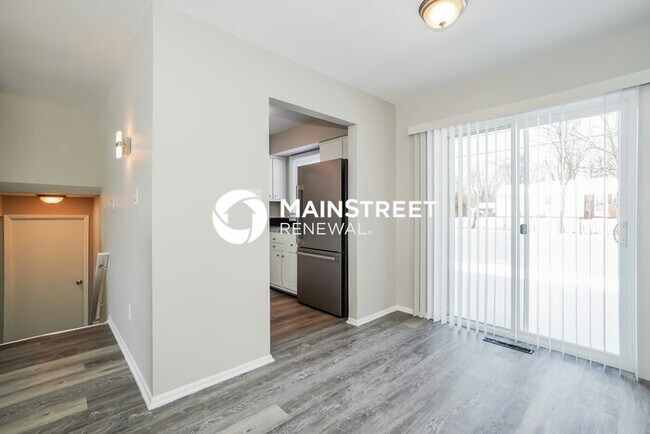 Foto del edificio - 3 Bedroom Pet-Friendly Home in Columbus, O...