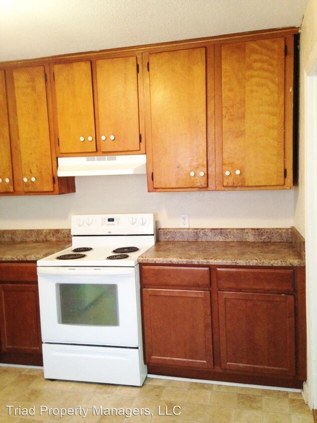 Primary Photo - 2109 Rosetta Rd