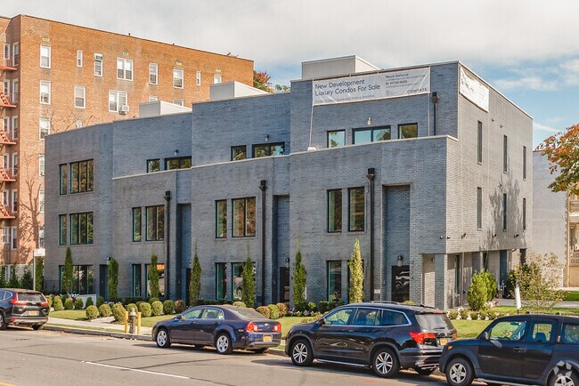 Building Photo - 271 McDonald Ave
