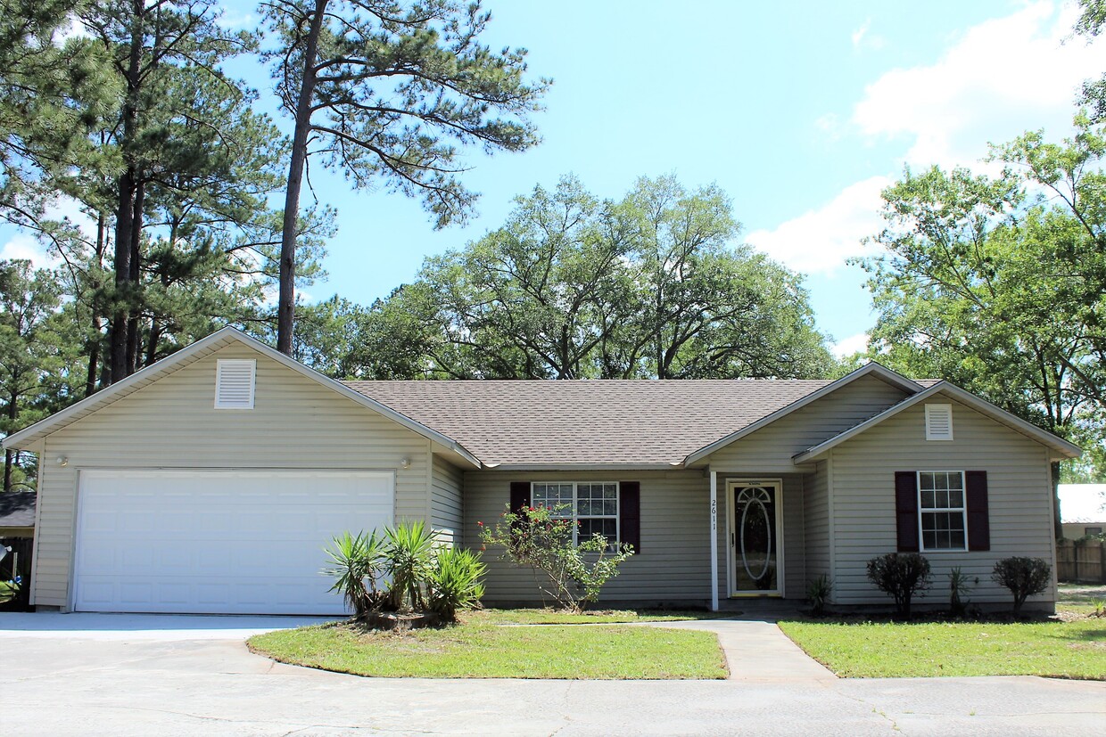 2611 Barack Obama Blvd, Valdosta, GA 31602 House Rental in Valdosta