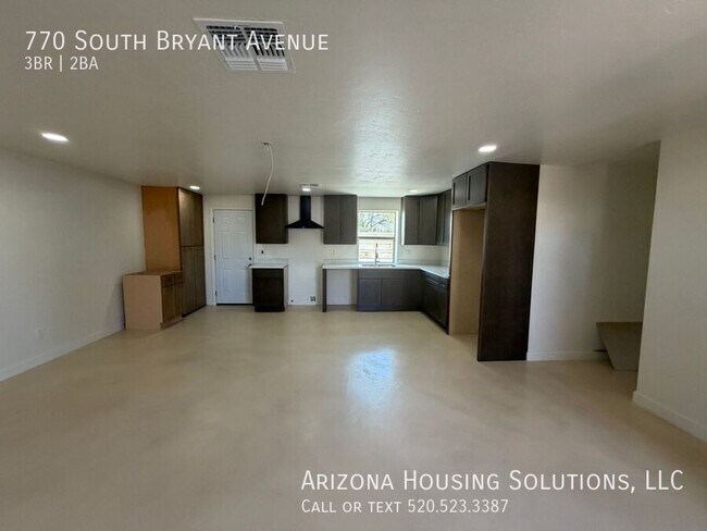 Foto del edificio - 770 S Bryant Ave
