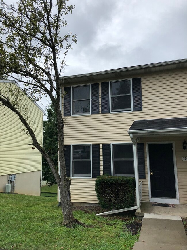 152 E Cherry Ln, State College, PA 16803 Townhome Rentals in State