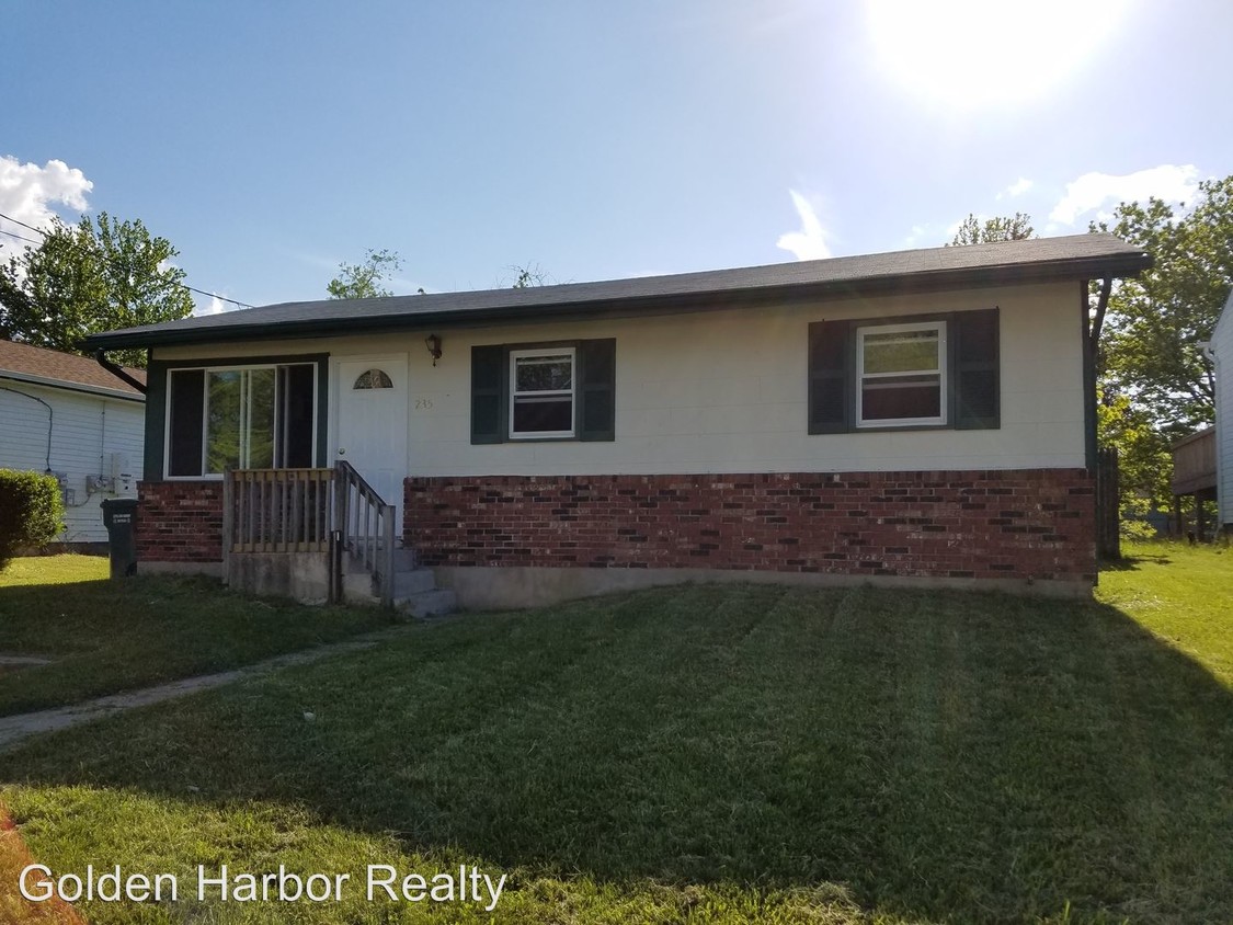 Primary Photo - 235 Falcon Dr