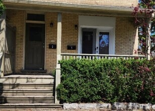 Building Photo - 484 English St