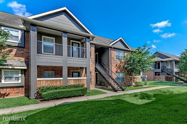 Foto principal - 877 E House St