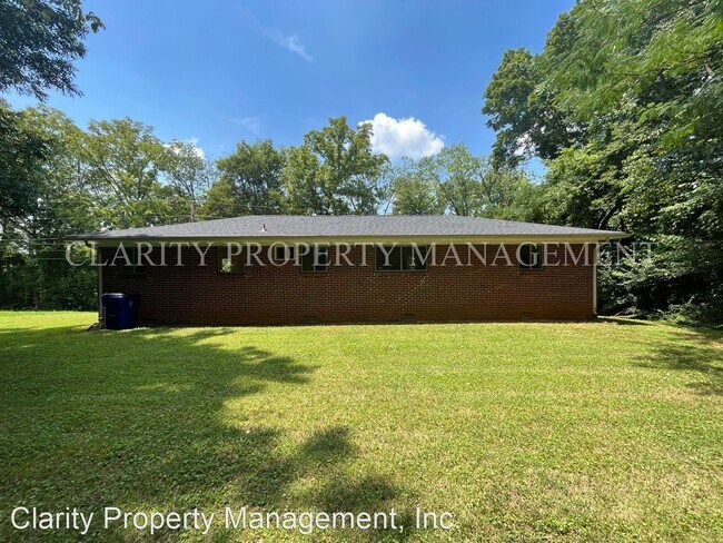 Foto del edificio - 3 br, 1 bath House - 801 Westover Dr. SW