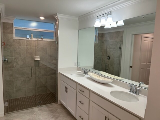 Baño principal - 6023 Ellerston Way