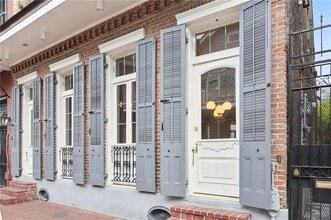 Building Photo - 810 Bourbon St