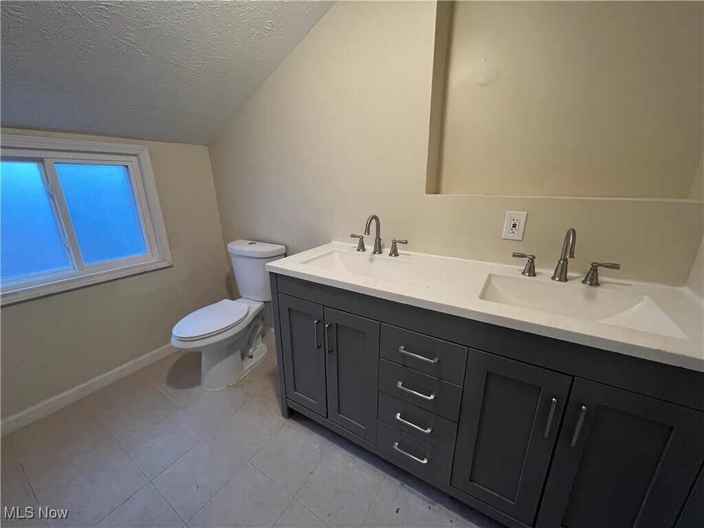 3633 Tullamore Rd Cleveland Heights, OH 44118 – photo 5
