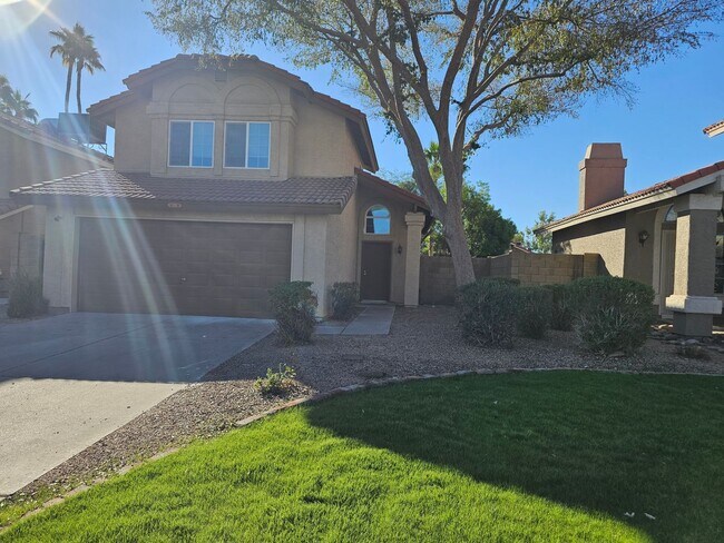 Building Photo - Gorgeous Chandler Home