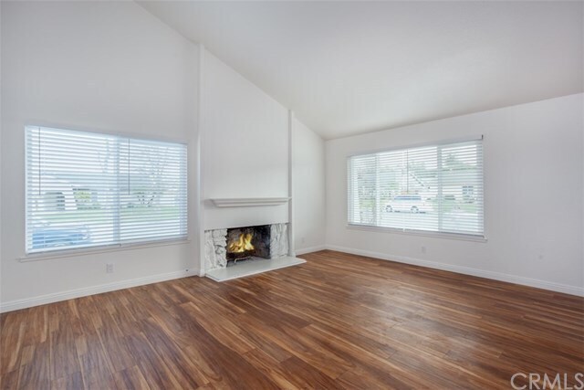 Building Photo - 4421 E Addington Dr