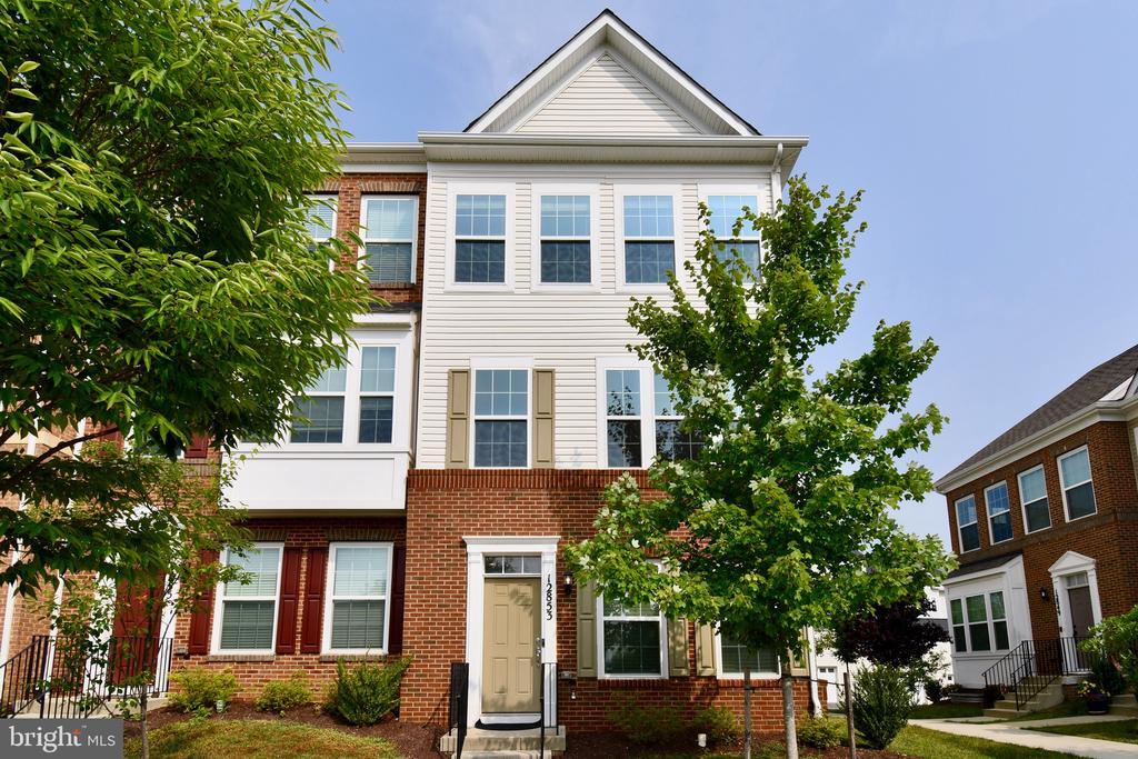 Primary Photo - 12853 Clarksburg Square Rd