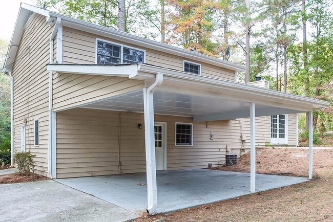 Building Photo - 3258 Village Glen Dr