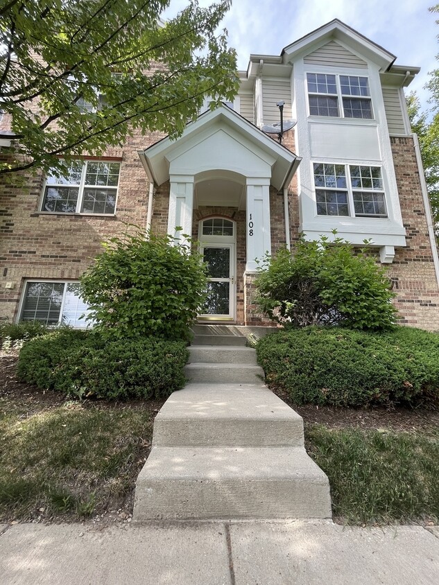 Foto principal - 108 Prairie Ct