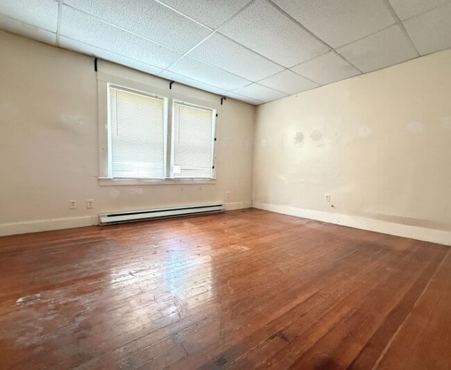 Building Photo - 193 Mount Auburn St