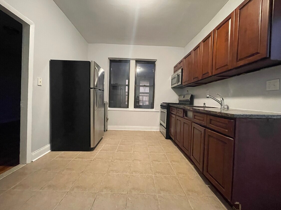 Primary Photo - 459 Kennedy Blvd