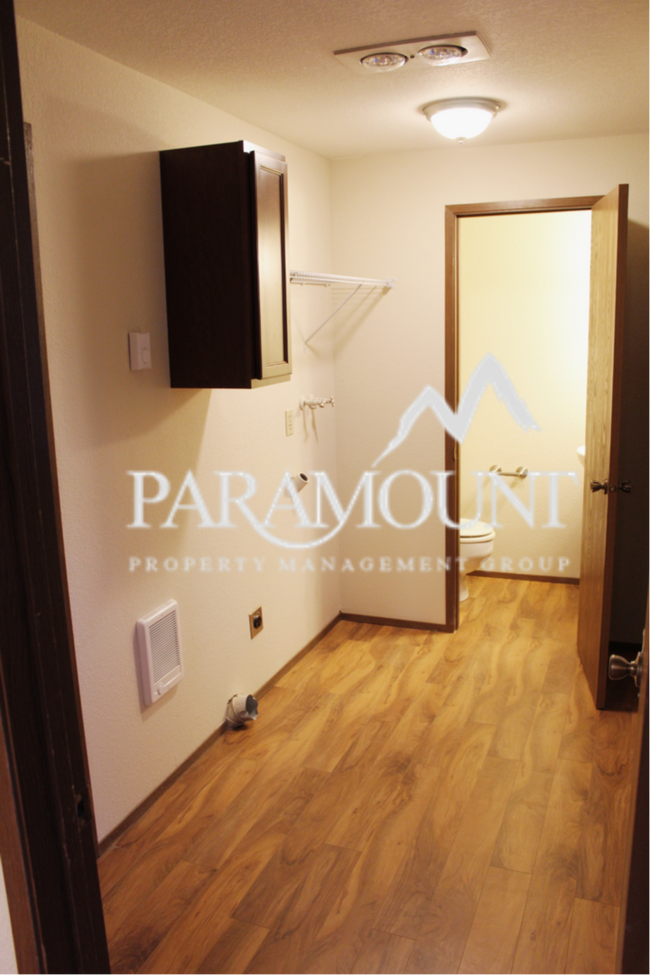 Foto del edificio - Completely remodeled 2 bed/1.5 bath home i...