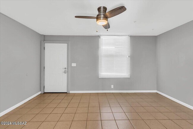 Building Photo - 2311 N Richey Blvd