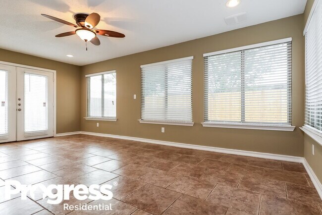 Foto del edificio - 8744 Fox Meadow Way