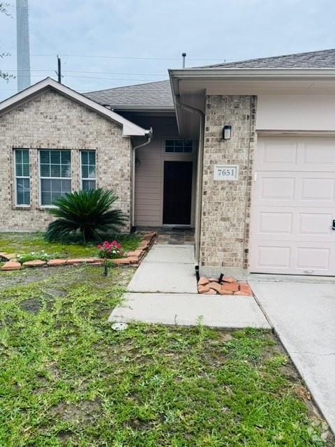 Building Photo - 7651 Oak Sage Dr