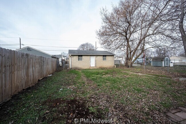 Foto del edificio - 1016 S Belmont Ave